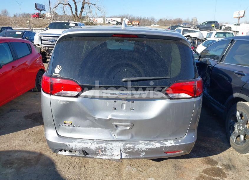 Photo 16 of 2017 Chrysler Pacifica TOURING (VIN 2C4RC1DG4HR812513)