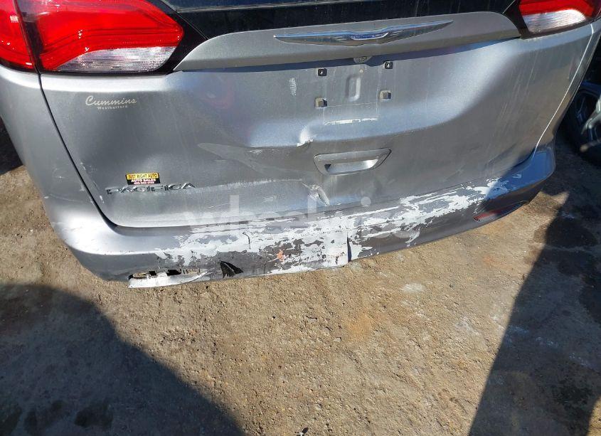 Photo 6 of 2017 Chrysler Pacifica TOURING (VIN 2C4RC1DG4HR812513)