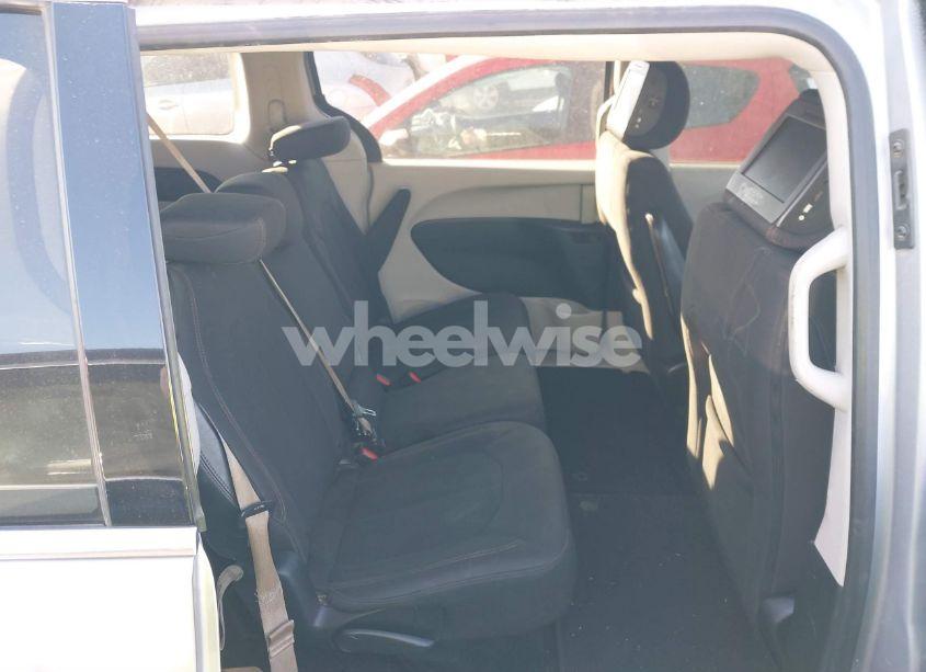 Photo 8 of 2017 Chrysler Pacifica TOURING (VIN 2C4RC1DG4HR812513)