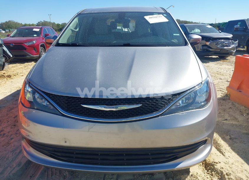 Photo 12 of 2017 Chrysler Pacifica TOURING (VIN 2C4RC1DG5HR516335)