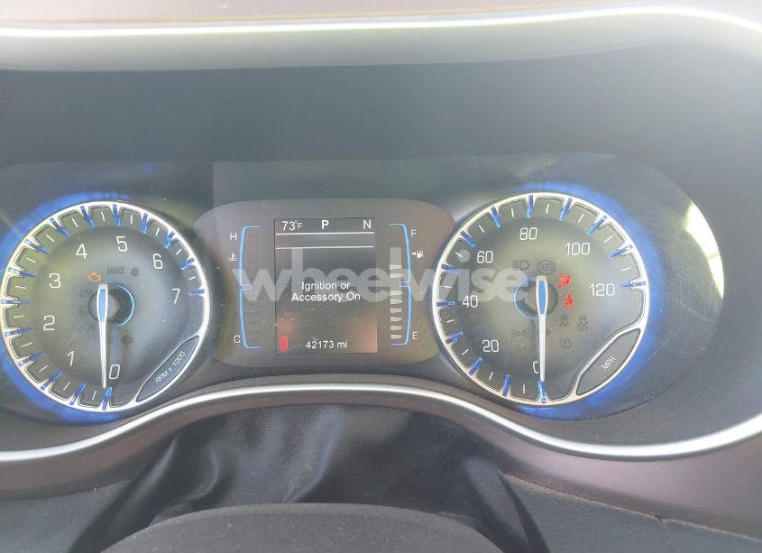 Photo 7 of 2017 Chrysler Pacifica TOURING (VIN 2C4RC1DG5HR593030)