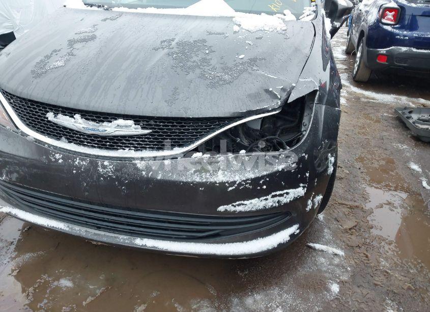 Photo 6 of 2017 Chrysler Pacifica TOURING (VIN 2C4RC1DG5HR743878)