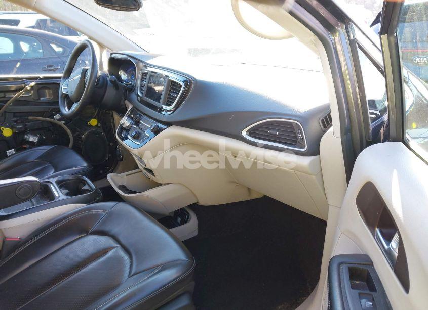 Photo 5 of 2020 Chrysler Voyager LXI (VIN 2C4RC1DG5LR176466)