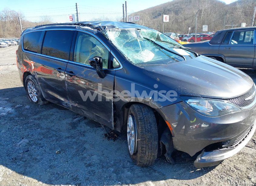 2021 Chrysler Voyager LXI (VIN 2C4RC1DG5MR542170) main photo