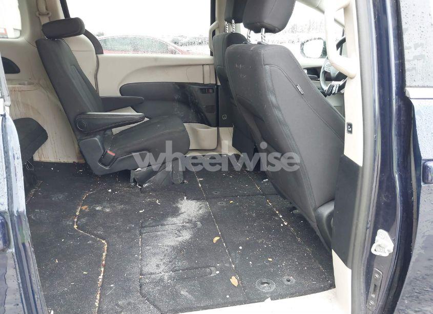 Photo 8 of 2017 Chrysler Pacifica TOURING (VIN 2C4RC1DG7HR553693)