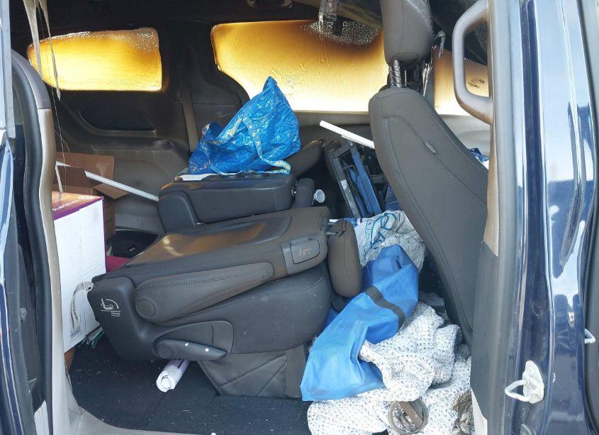 Photo 8 of 2017 Chrysler Pacifica TOURING (VIN 2C4RC1DG8HR782349)