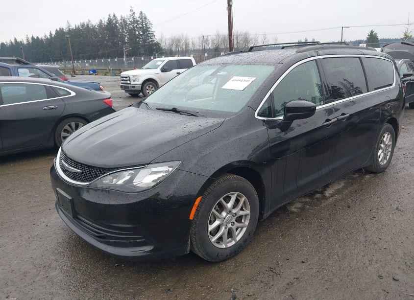 Photo 2 of 2020 Chrysler Voyager LXI (VIN 2C4RC1DG8LR260863)