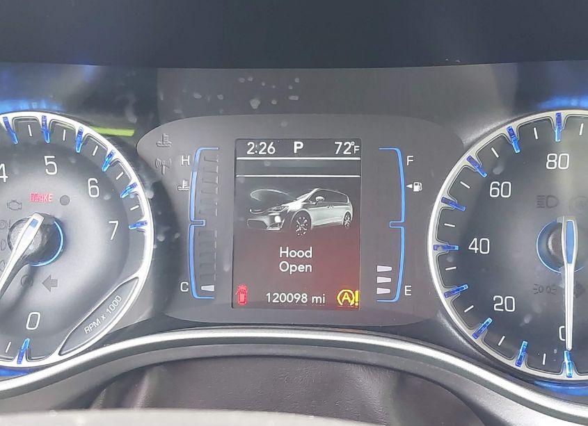 Photo 15 of 2018 Chrysler Pacifica TOURING (VIN 2C4RC1DG9JR310540)