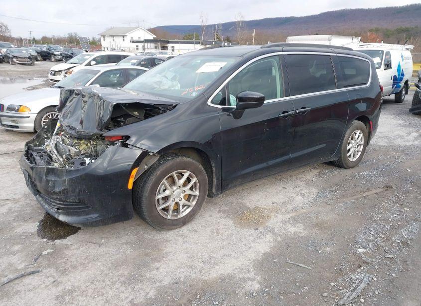 Photo 2 of 2020 Chrysler Voyager LXI (VIN 2C4RC1DG9LR172582)