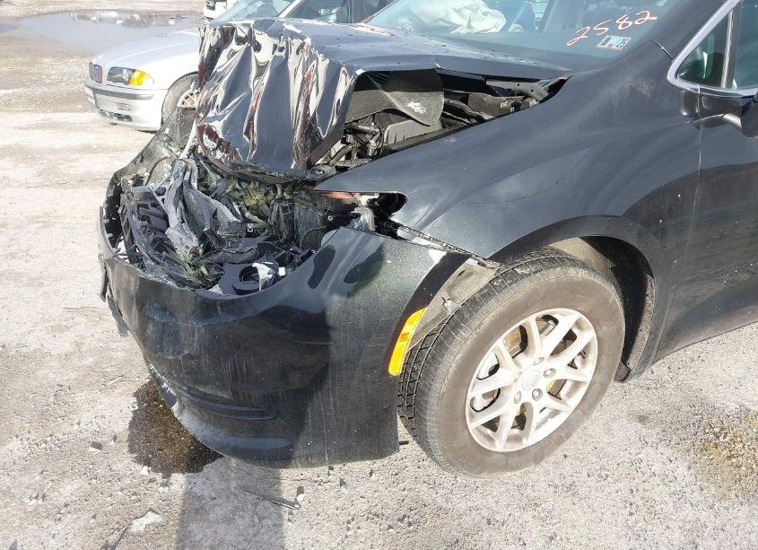 Photo 6 of 2020 Chrysler Voyager LXI (VIN 2C4RC1DG9LR172582)