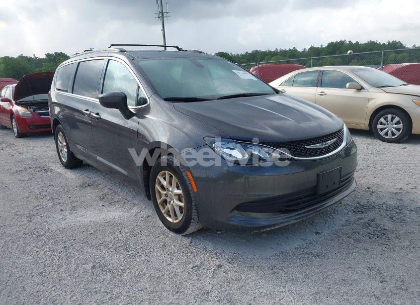 2020 Chrysler Voyager LXI (VIN 2C4RC1DG9LR268518) main photo