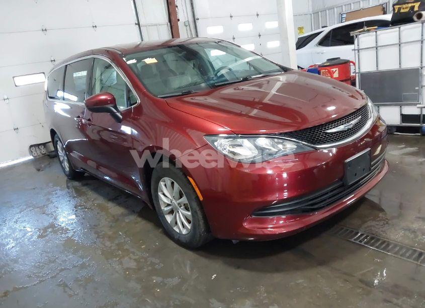 2017 Chrysler Pacifica TOURING (VIN 2C4RC1DGXHR510904) main photo