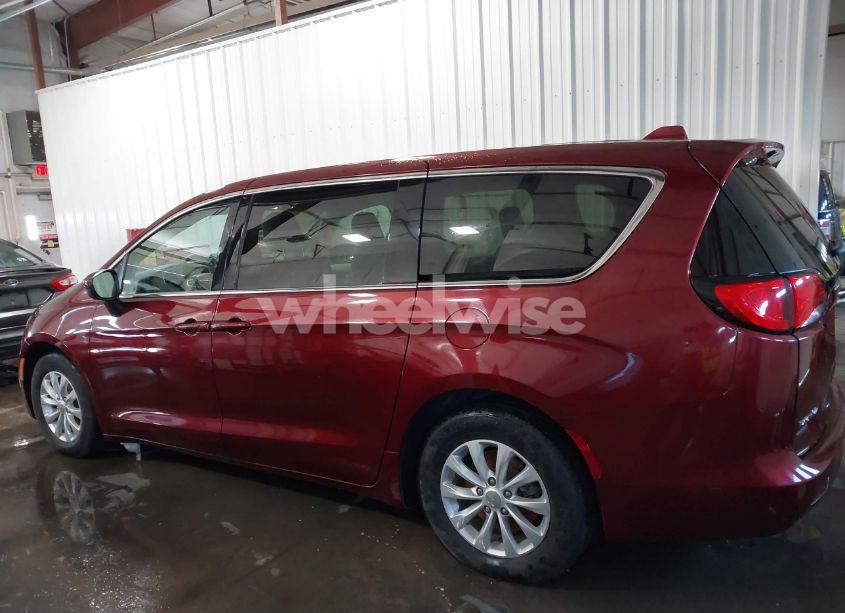 Photo 15 of 2017 Chrysler Pacifica TOURING (VIN 2C4RC1DGXHR510904)