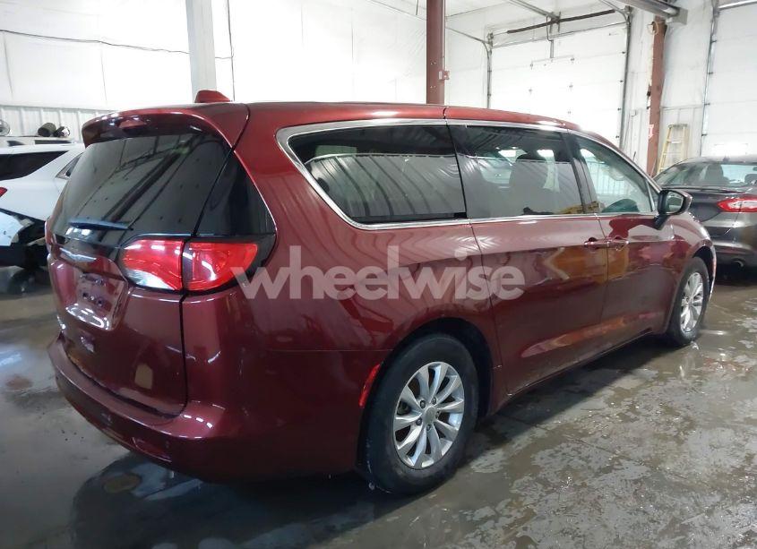 Photo 4 of 2017 Chrysler Pacifica TOURING (VIN 2C4RC1DGXHR510904)