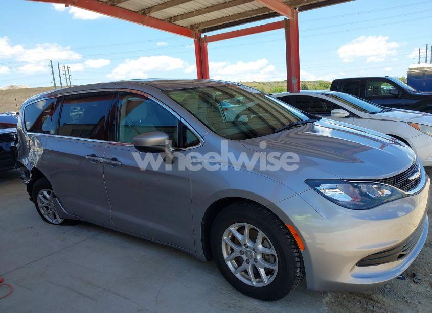 Photo 13 of 2017 Chrysler Pacifica TOURING (VIN 2C4RC1DGXHR516329)