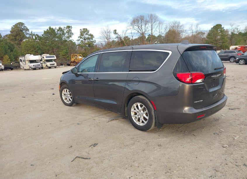 Photo 3 of 2017 Chrysler Pacifica TOURING (VIN 2C4RC1DGXHR532059)