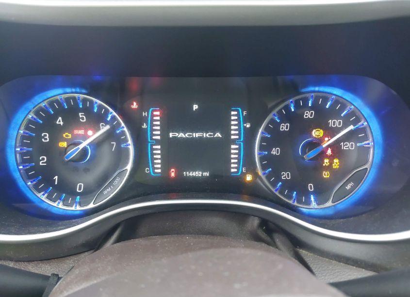 Photo 7 of 2017 Chrysler Pacifica TOURING (VIN 2C4RC1DGXHR552179)