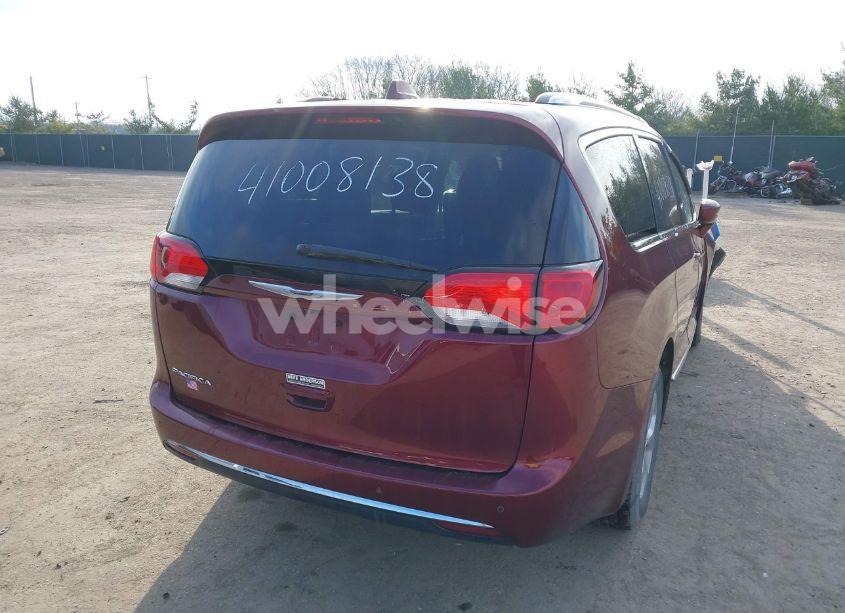 Photo 4 of 2017 Chrysler Pacifica TOURING-L PLUS (VIN 2C4RC1EG0HR570561)