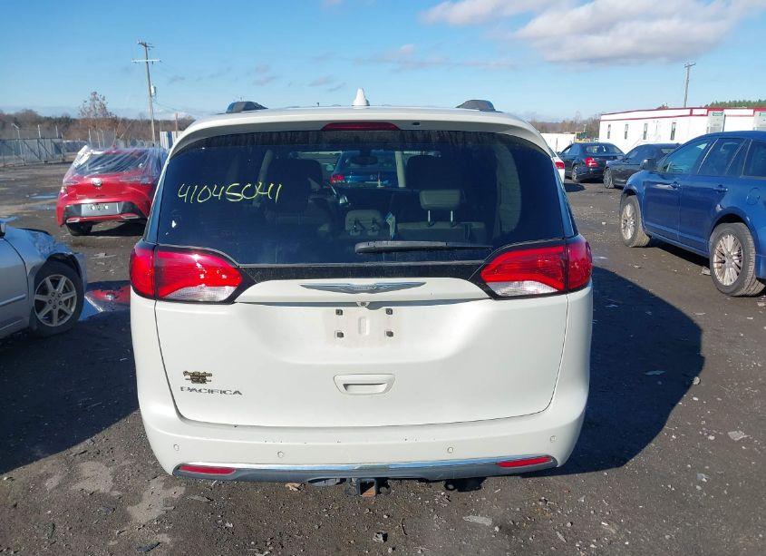 Photo 16 of 2017 Chrysler Pacifica TOURING-L PLUS (VIN 2C4RC1EG0HR584587)