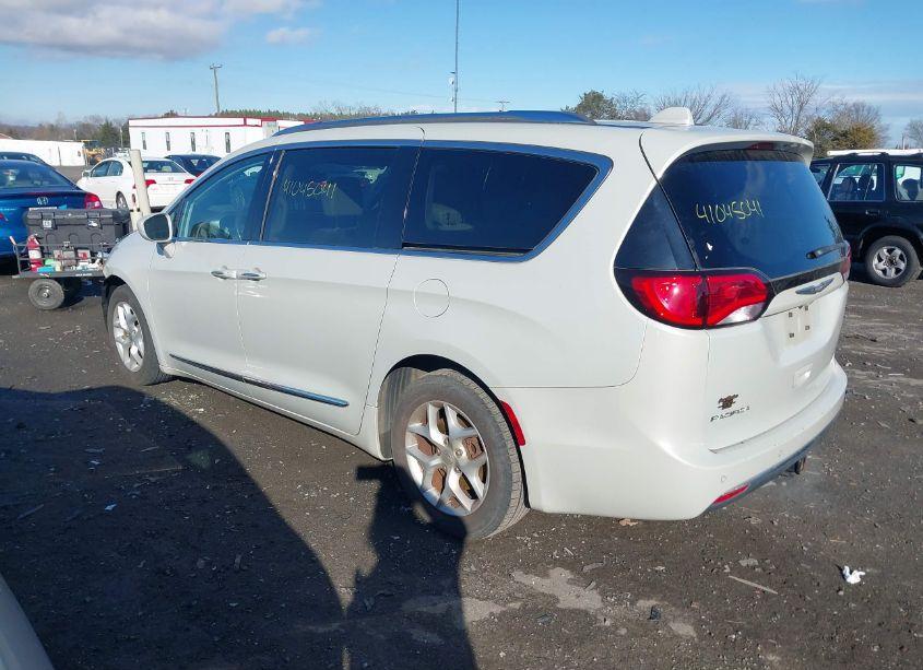 Photo 3 of 2017 Chrysler Pacifica TOURING-L PLUS (VIN 2C4RC1EG0HR584587)