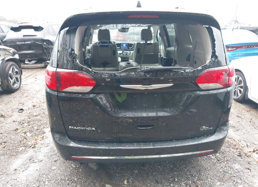 Photo 16 of 2017 Chrysler Pacifica TOURING-L PLUS (VIN 2C4RC1EG0HR622562)