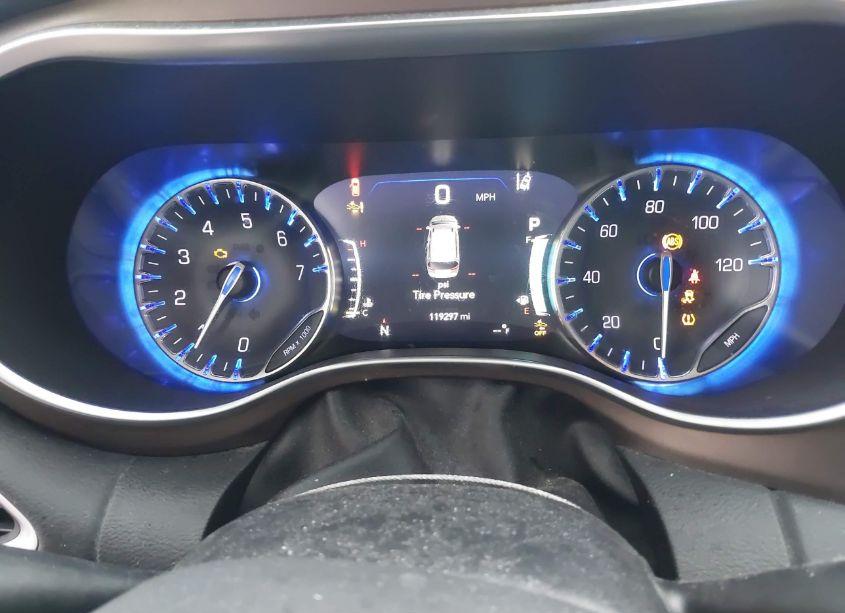 Photo 7 of 2017 Chrysler Pacifica TOURING-L PLUS (VIN 2C4RC1EG0HR622562)