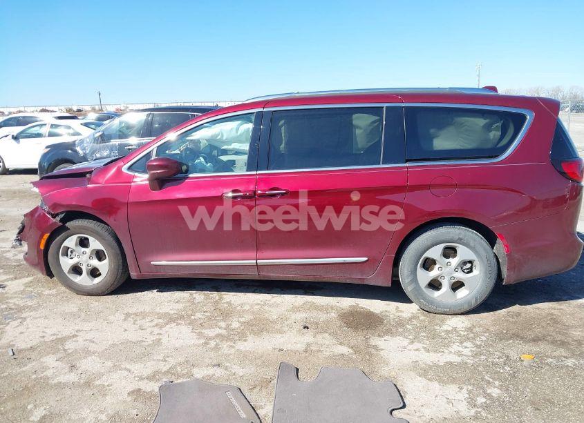 Photo 14 of 2017 Chrysler Pacifica TOURING-L PLUS (VIN 2C4RC1EG0HR722631)