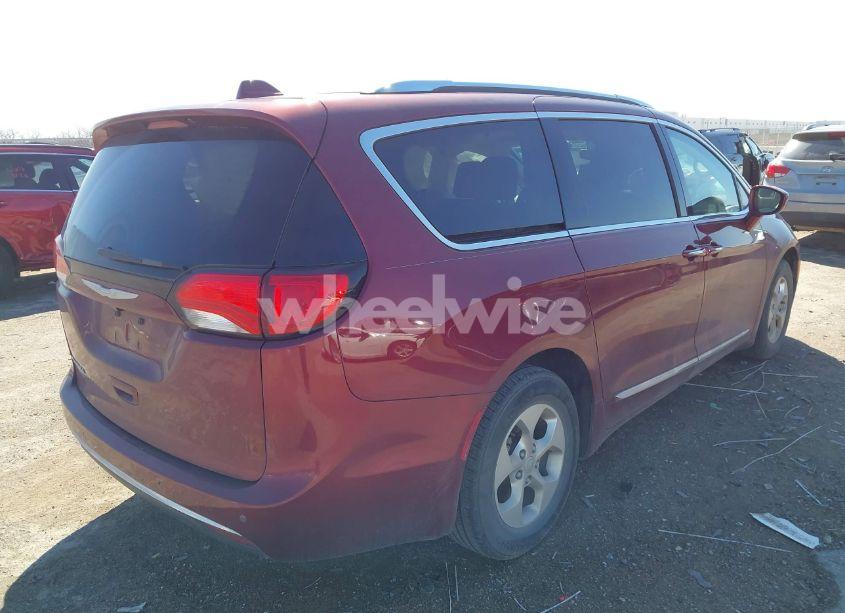 Photo 4 of 2017 Chrysler Pacifica TOURING-L PLUS (VIN 2C4RC1EG0HR722631)