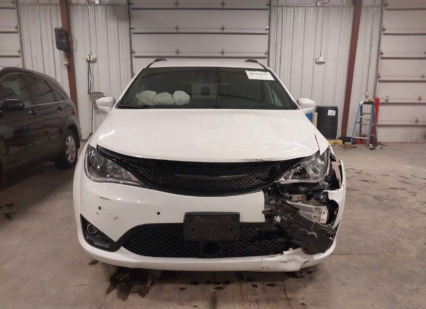 Photo 13 of 2020 Chrysler Pacifica TOURING L PLUS (VIN 2C4RC1EG0LR239620)