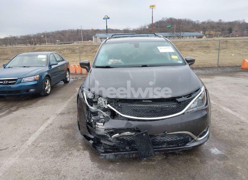 Photo 12 of 2017 Chrysler Pacifica TOURING-L PLUS (VIN 2C4RC1EG1HR512149)