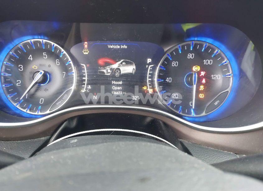 Photo 7 of 2017 Chrysler Pacifica TOURING-L PLUS (VIN 2C4RC1EG1HR512149)