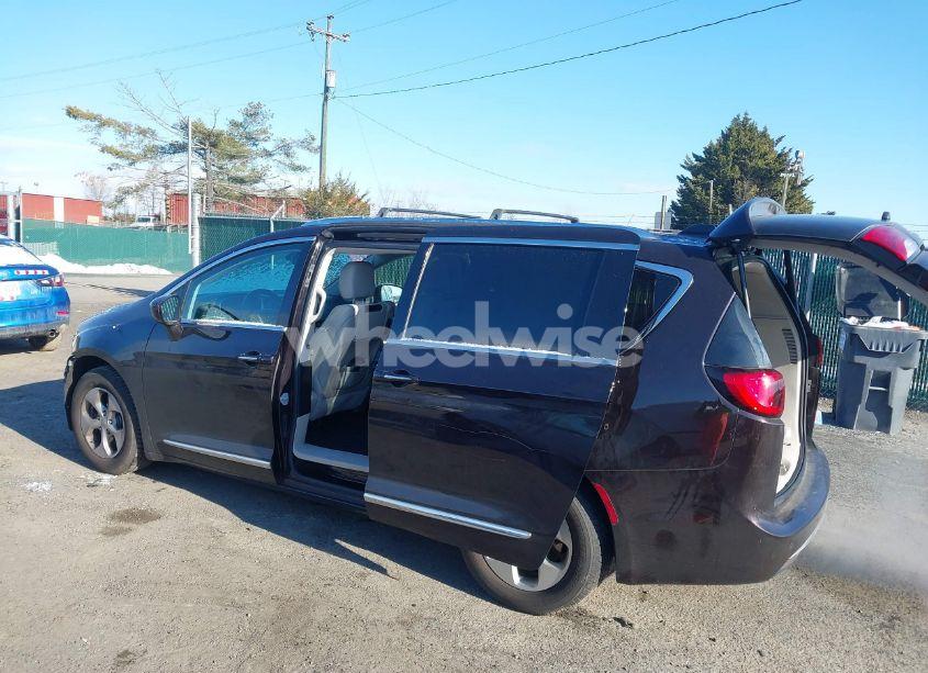 Photo 3 of 2017 Chrysler Pacifica TOURING-L PLUS (VIN 2C4RC1EG1HR560315)