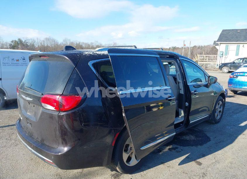 Photo 4 of 2017 Chrysler Pacifica TOURING-L PLUS (VIN 2C4RC1EG1HR560315)