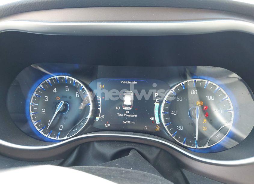 Photo 7 of 2017 Chrysler Pacifica TOURING-L PLUS (VIN 2C4RC1EG1HR837996)