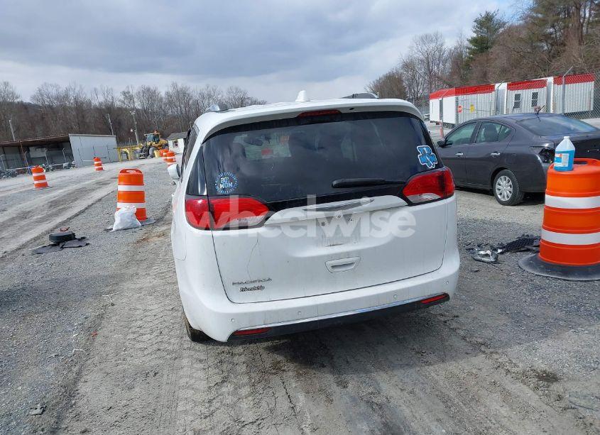 Photo 15 of 2017 Chrysler Pacifica TOURING-L PLUS (VIN 2C4RC1EG2HR689261)