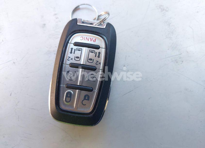 Photo 10 of 2020 Chrysler Pacifica TOURING L PLUS (VIN 2C4RC1EG2LR121200)