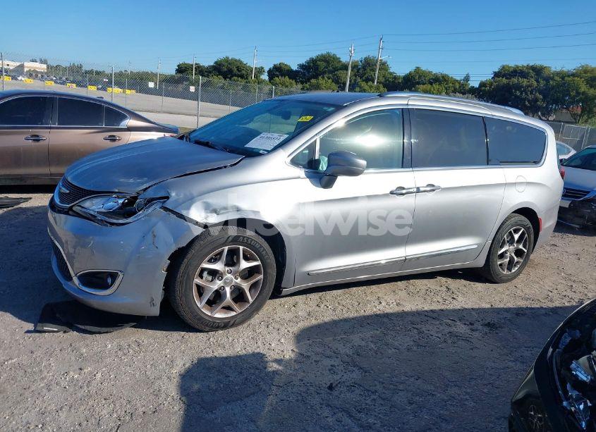 Photo 13 of 2020 Chrysler Pacifica TOURING L PLUS (VIN 2C4RC1EG2LR121200)
