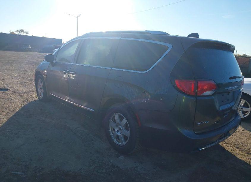 Photo 3 of 2017 Chrysler Pacifica TOURING-L PLUS (VIN 2C4RC1EG3HR570750)