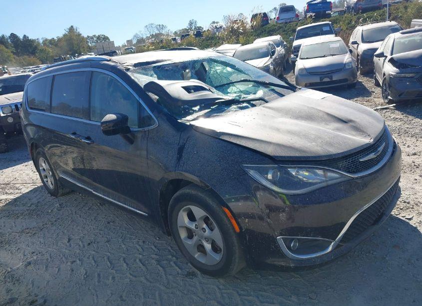 2017 Chrysler Pacifica TOURING-L PLUS (VIN 2C4RC1EG3HR577133) main photo
