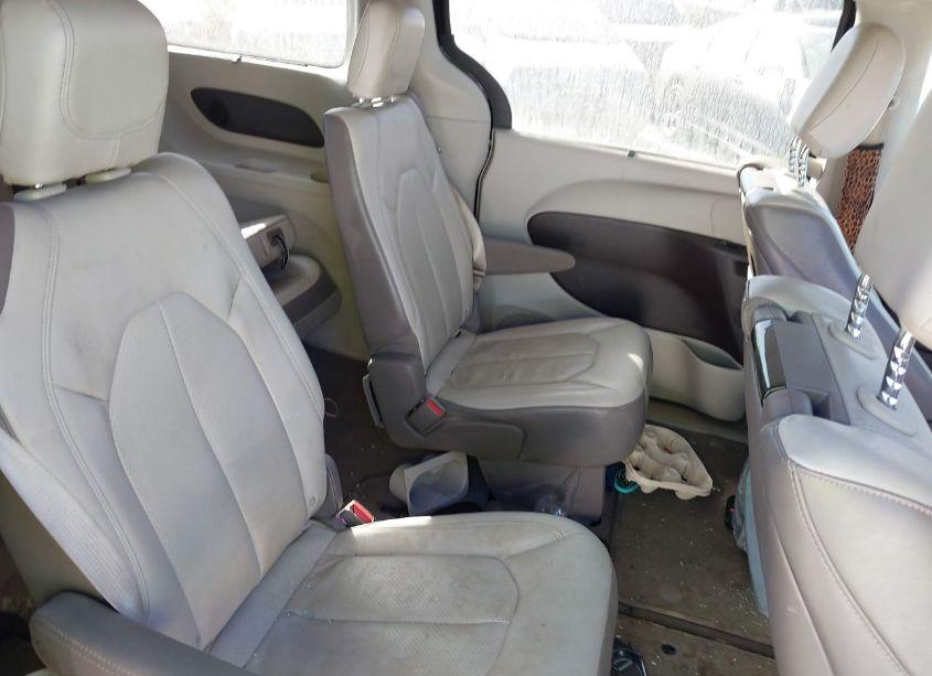 Photo 8 of 2017 Chrysler Pacifica TOURING-L PLUS (VIN 2C4RC1EG3HR577133)