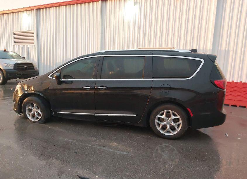 Photo 14 of 2017 Chrysler Pacifica TOURING-L PLUS (VIN 2C4RC1EG3HR594546)