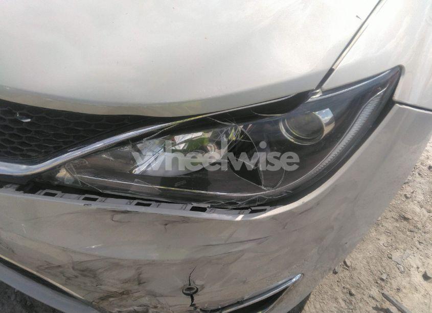 Photo 17 of 2017 Chrysler Pacifica TOURING-L PLUS (VIN 2C4RC1EG3HR614312)