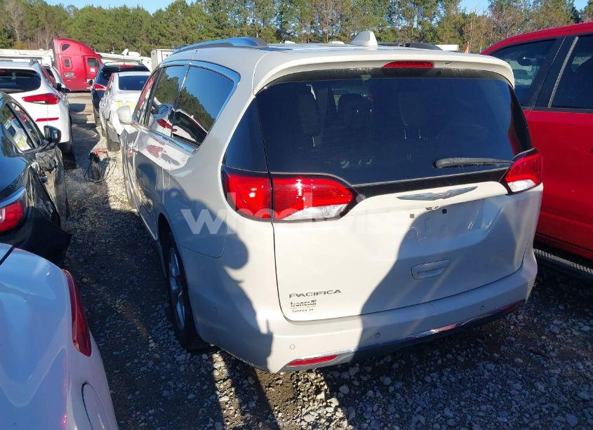 Photo 3 of 2017 Chrysler Pacifica TOURING-L PLUS (VIN 2C4RC1EG3HR614312)