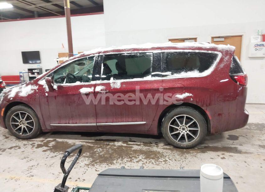 Photo 14 of 2017 Chrysler Pacifica TOURING-L PLUS (VIN 2C4RC1EG3HR679385)