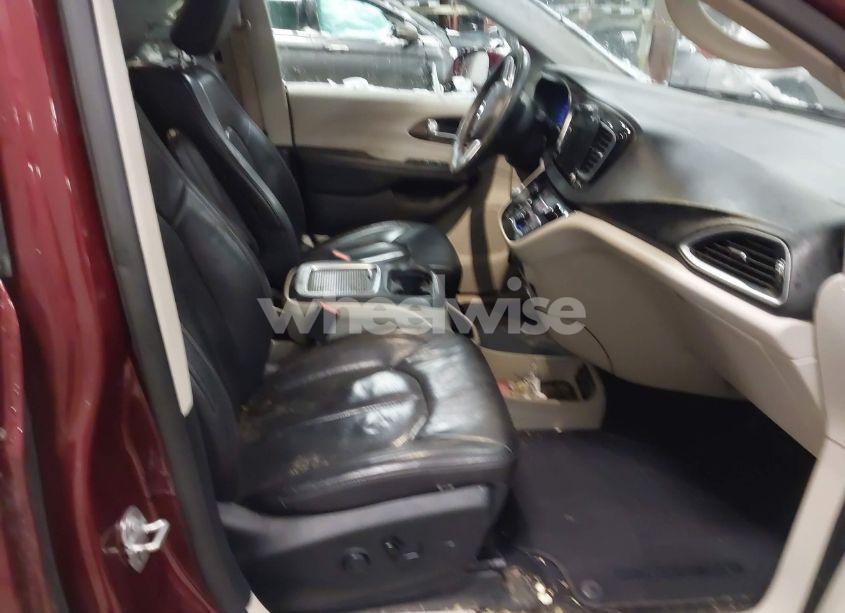 Photo 5 of 2017 Chrysler Pacifica TOURING-L PLUS (VIN 2C4RC1EG3HR679385)