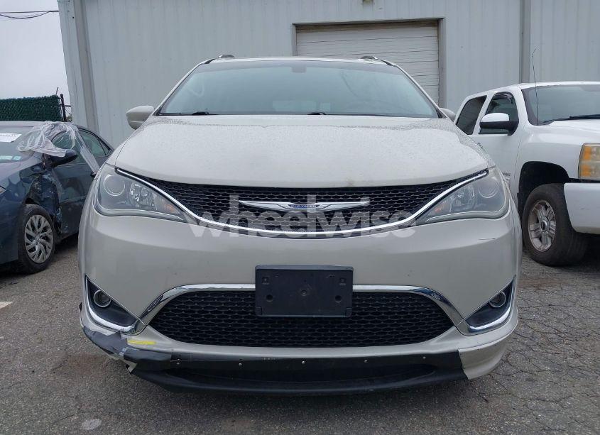 Photo 6 of 2017 Chrysler Pacifica TOURING-L PLUS (VIN 2C4RC1EG3HR720775)