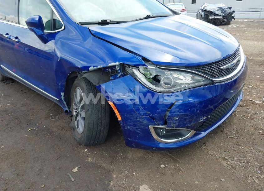 Photo 6 of 2020 Chrysler Pacifica TOURING L PLUS (VIN 2C4RC1EG3LR172897)