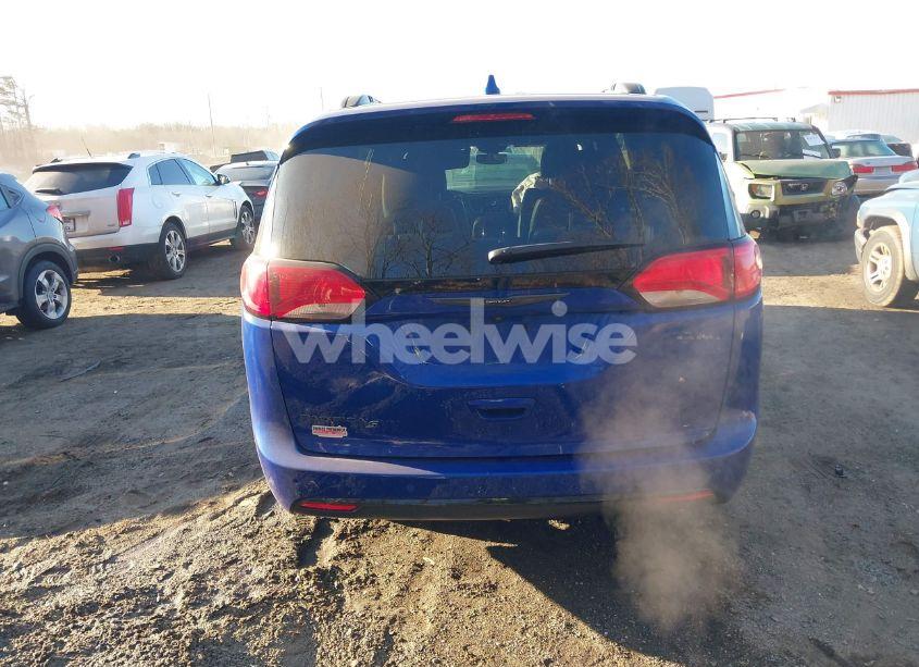 Photo 16 of 2020 Chrysler Pacifica TOURING L PLUS (VIN 2C4RC1EG3LR269792)