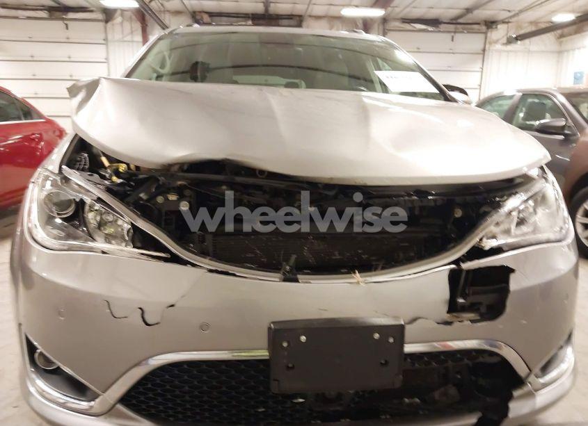 Photo 6 of 2017 Chrysler Pacifica TOURING-L PLUS (VIN 2C4RC1EG4HR628364)