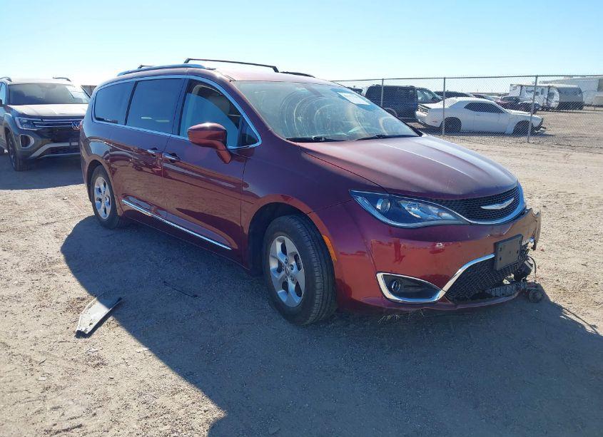 2017 Chrysler Pacifica TOURING-L PLUS (VIN 2C4RC1EG5HR539080) main photo